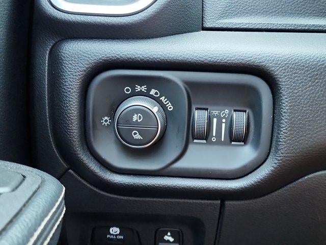 2025 RAM 1500 Laramie 4x4 Crew Cab 5'7" Box