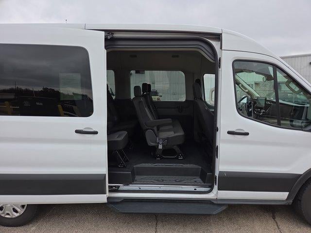 2023 Ford Transit Passenger Wagon T-350 148" Med Roof XLT RWD