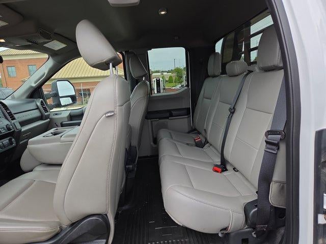 2021 Ford Super Duty F-350 DRW XL 4WD SuperCab 168" WB 60" CA