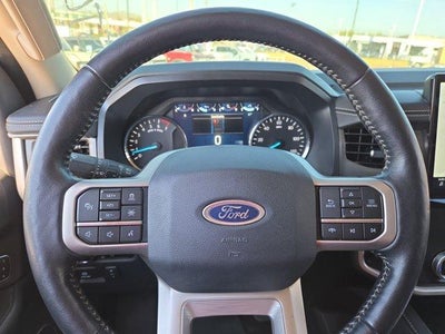 2024 Ford Expedition Max XLT 4x2