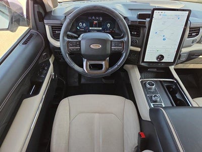 2023 Ford Expedition Max Platinum 4x4