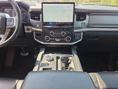 2024 Ford Expedition XLT 4x2