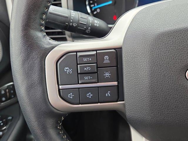 2023 Ford Expedition XLT 4x2