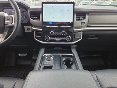2023 Ford Expedition XLT 4x2
