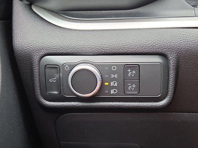 2022 Ford Explorer XLT RWD