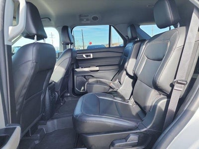 2023 Ford Explorer XLT RWD