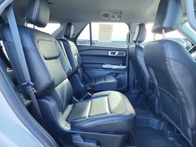 2023 Ford Explorer XLT RWD