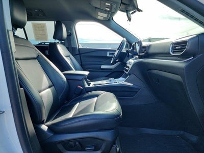 2023 Ford Explorer XLT RWD