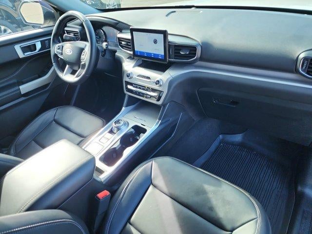 2023 Ford Explorer XLT RWD