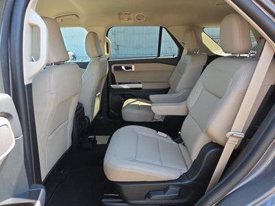 2023 Ford Explorer XLT RWD