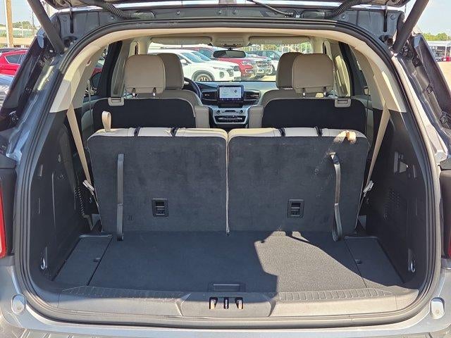 2023 Ford Explorer XLT RWD