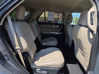 2023 Ford Explorer XLT RWD