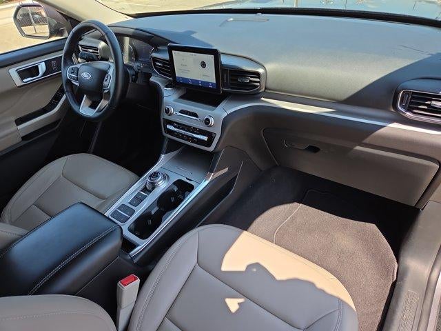 2023 Ford Explorer XLT RWD
