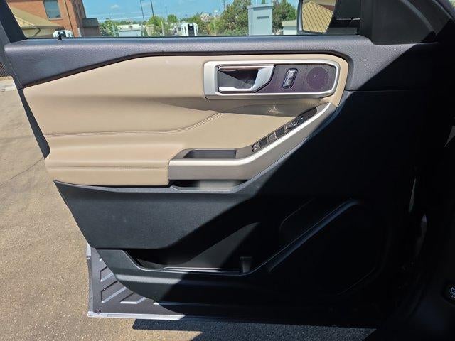 2023 Ford Explorer XLT RWD