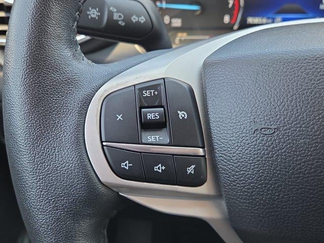 2023 Ford Explorer XLT RWD