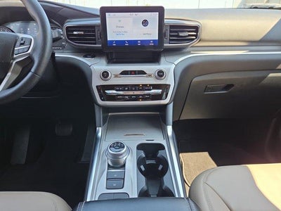 2023 Ford Explorer XLT RWD