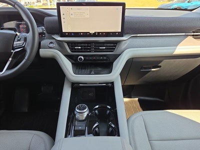 2025 Ford Explorer Platinum 4WD