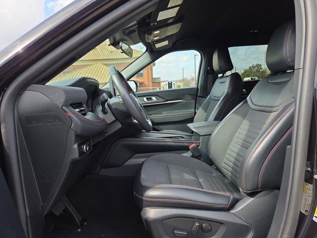 2025 Ford Explorer ST-Line 4WD