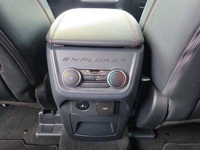 2025 Ford Explorer ST-Line 4WD