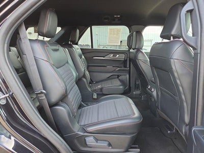 2025 Ford Explorer ST-Line 4WD