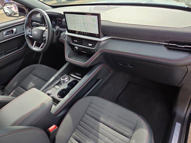2025 Ford Explorer ST-Line 4WD