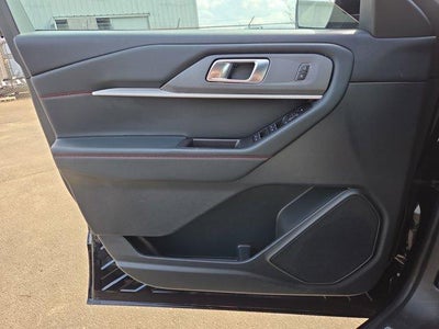 2025 Ford Explorer ST-Line 4WD
