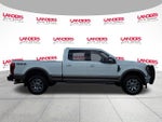 2022 Ford Super Duty F-250 SRW LARIAT 4WD Crew Cab 6.75' Box