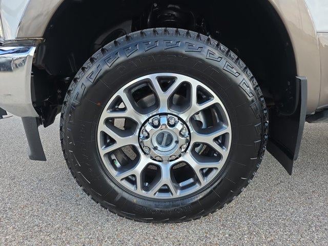 2022 Ford Super Duty F-250 SRW LARIAT 4WD Crew Cab 6.75' Box