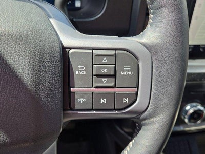 2023 Ford Super Duty F-250 SRW LARIAT 4WD Crew Cab 6.75' Box