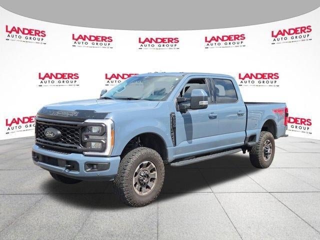2023 Ford Super Duty F-250 SRW LARIAT 4WD Crew Cab 6.75' Box