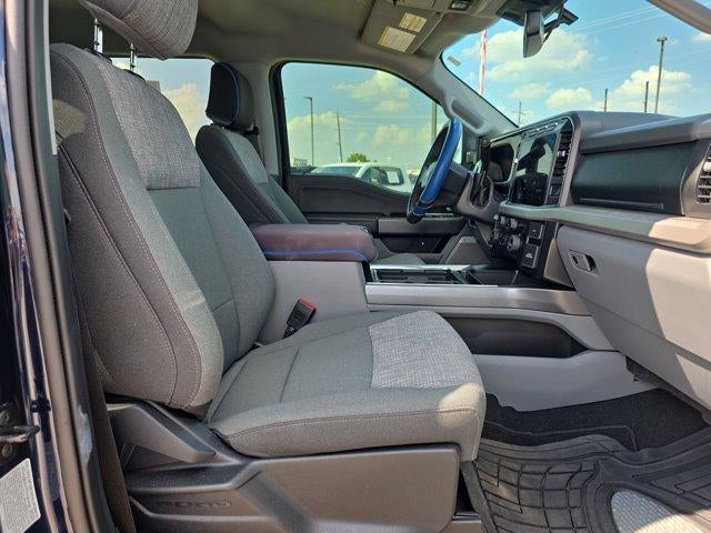 2023 Ford Super Duty F-250 SRW XLT 4WD Crew Cab 6.75' Box