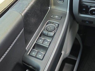 2023 Ford Super Duty F-250 SRW XLT 4WD Crew Cab 6.75' Box