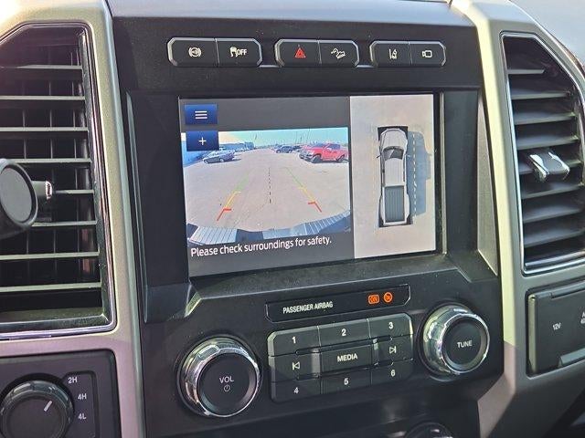 2021 Ford Super Duty F-350 DRW LARIAT 4WD Crew Cab 8' Box