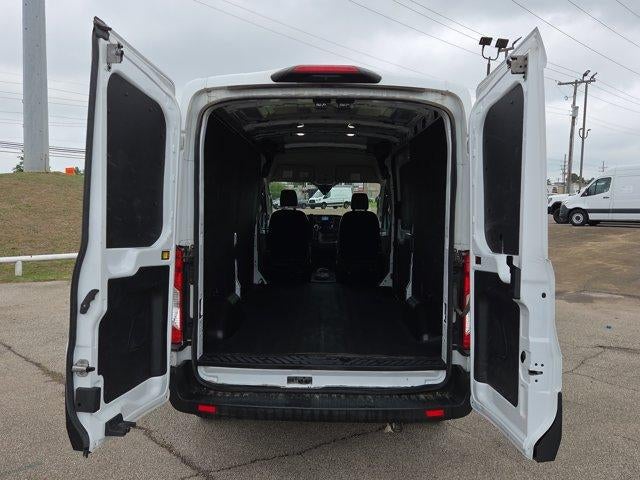 2023 Ford Transit Cargo Van T-250 130" Med Rf 9070 GVWR RWD