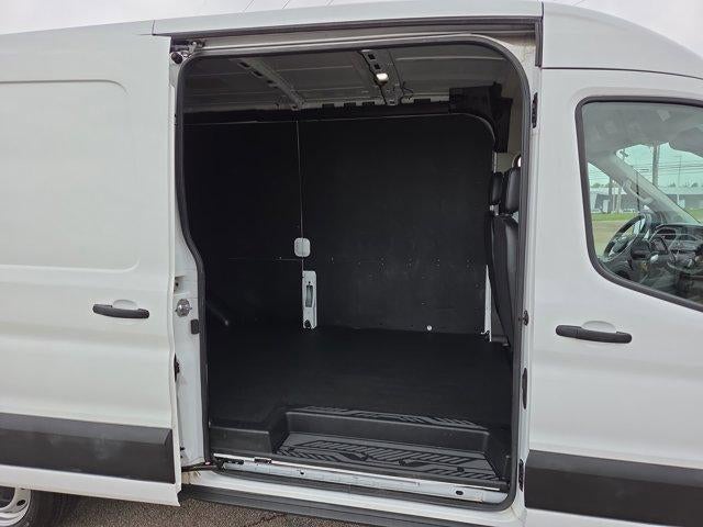 2023 Ford Transit Cargo Van T-250 130" Med Rf 9070 GVWR RWD