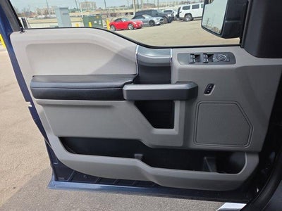 2015 Ford F-150 2WD SuperCrew 5-1/2 Ft Box XL