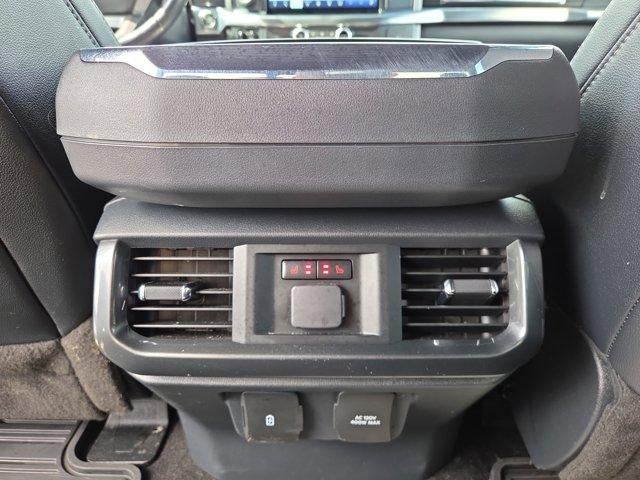 2022 Ford F-150 LARIAT 4WD SuperCrew 5.5' Box