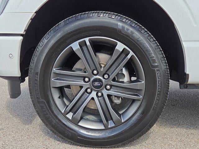 2022 Ford F-150 LARIAT 4WD SuperCrew 5.5' Box