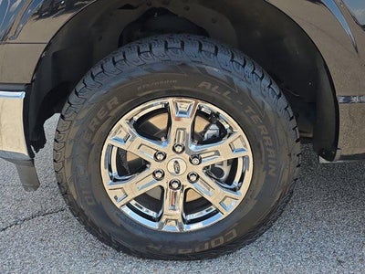 2022 Ford F-150 LARIAT 4WD SuperCrew 5.5' Box