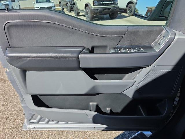 2025 Ford F-150 XLT 4WD SuperCrew 5.5' Box