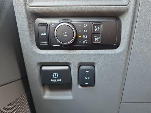 2024 Ford F-150 LARIAT 4WD SuperCrew 5.5' Box