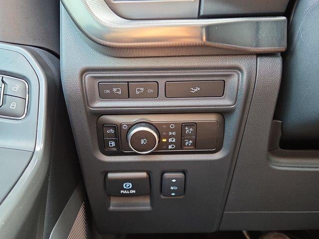 2024 Ford F-150 LARIAT 4WD SuperCrew 5.5' Box