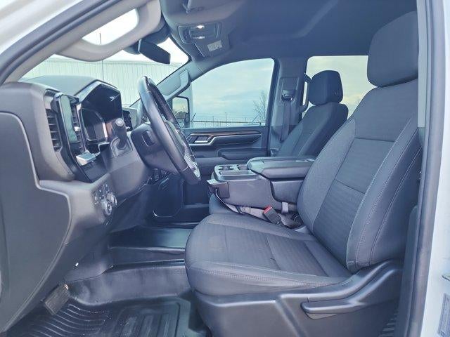 2024 Chevrolet Silverado 3500 HD CC 4WD Crew Cab 177" WB, 60" CA LT