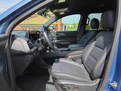 2025 Chevrolet Traverse LT w/2LT