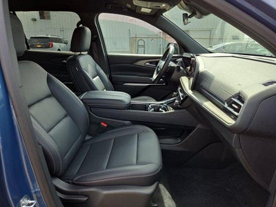 2025 Chevrolet Traverse LT w/2LT