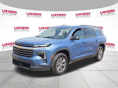 2025 Chevrolet Traverse LT w/2LT