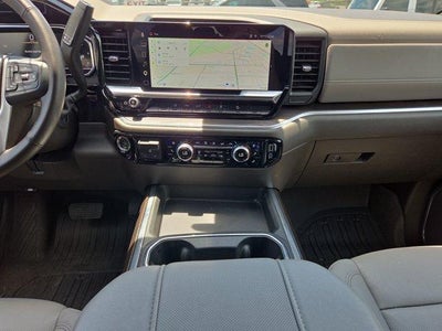 2025 GMC Sierra 2500 HD Crew Cab Standard Box 4-Wheel Drive SLT