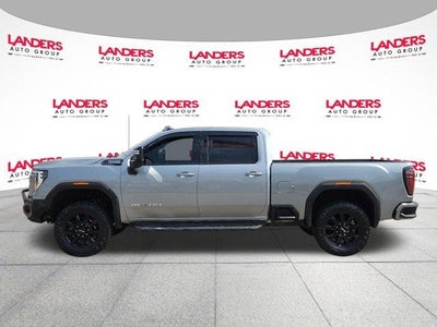 2025 GMC Sierra 2500 HD Crew Cab Standard Box 4-Wheel Drive AT4