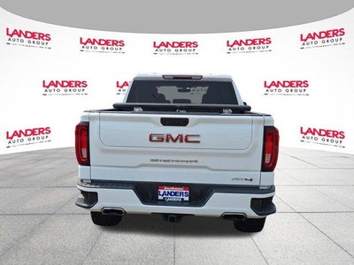 2021 GMC Sierra 1500 Crew Cab Short Box 4-Wheel Drive AT4