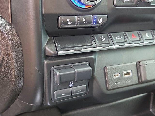 2022 GMC Sierra 1500 Limited Crew Cab Short Box 4-Wheel Drive AT4